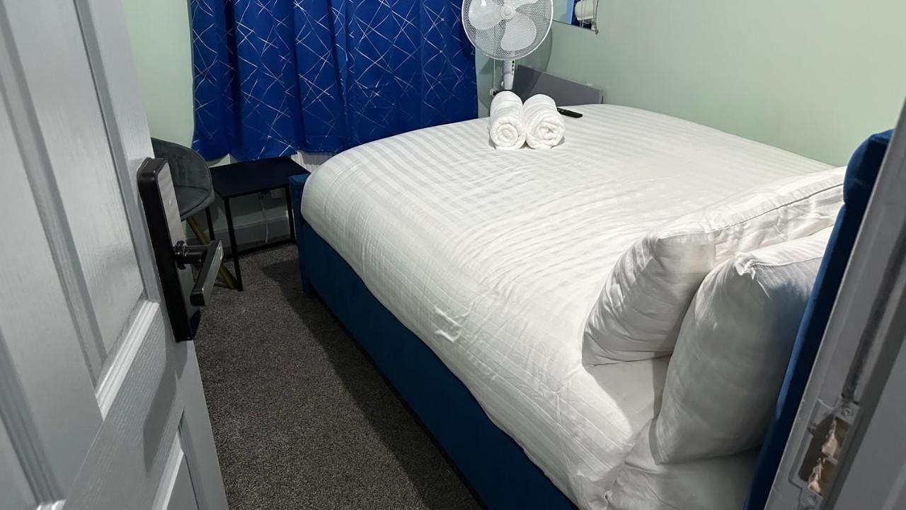 Homestay In Walsall Ngoại thất bức ảnh