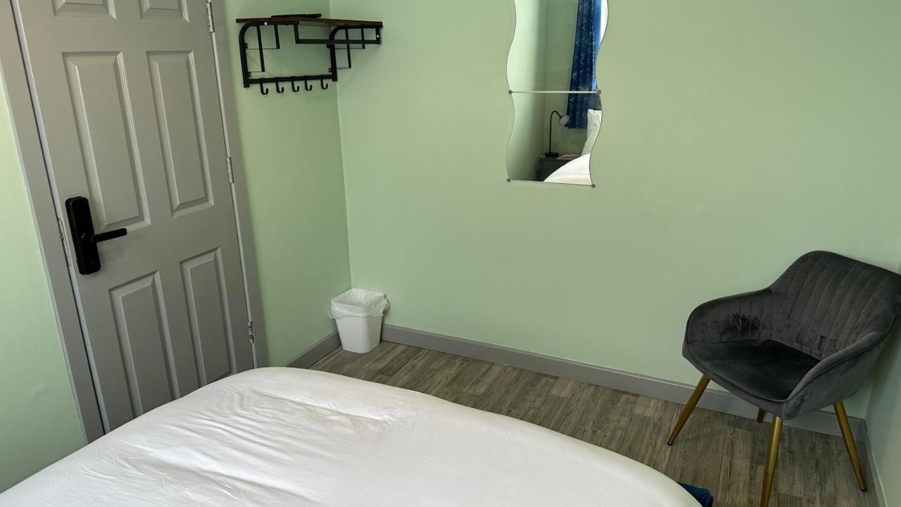 Homestay In Walsall Ngoại thất bức ảnh