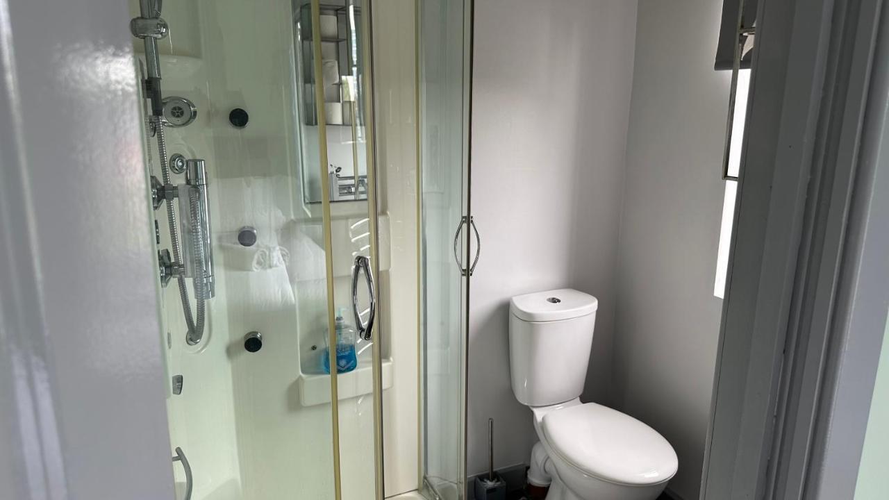 Homestay In Walsall Ngoại thất bức ảnh